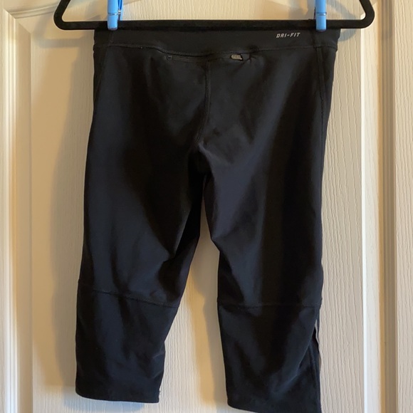 Nike Dri-Fit Running Women’s Capris - Size S - Picture 4 of 14